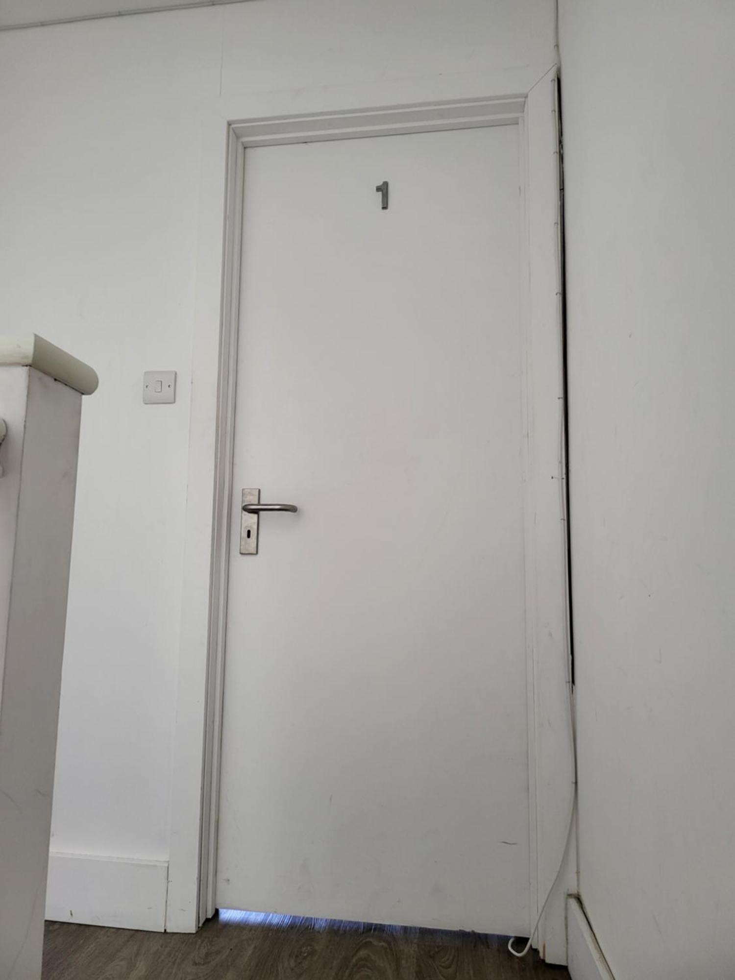 Private Room Near Central Ideal For City Explorers Londres Exterior foto